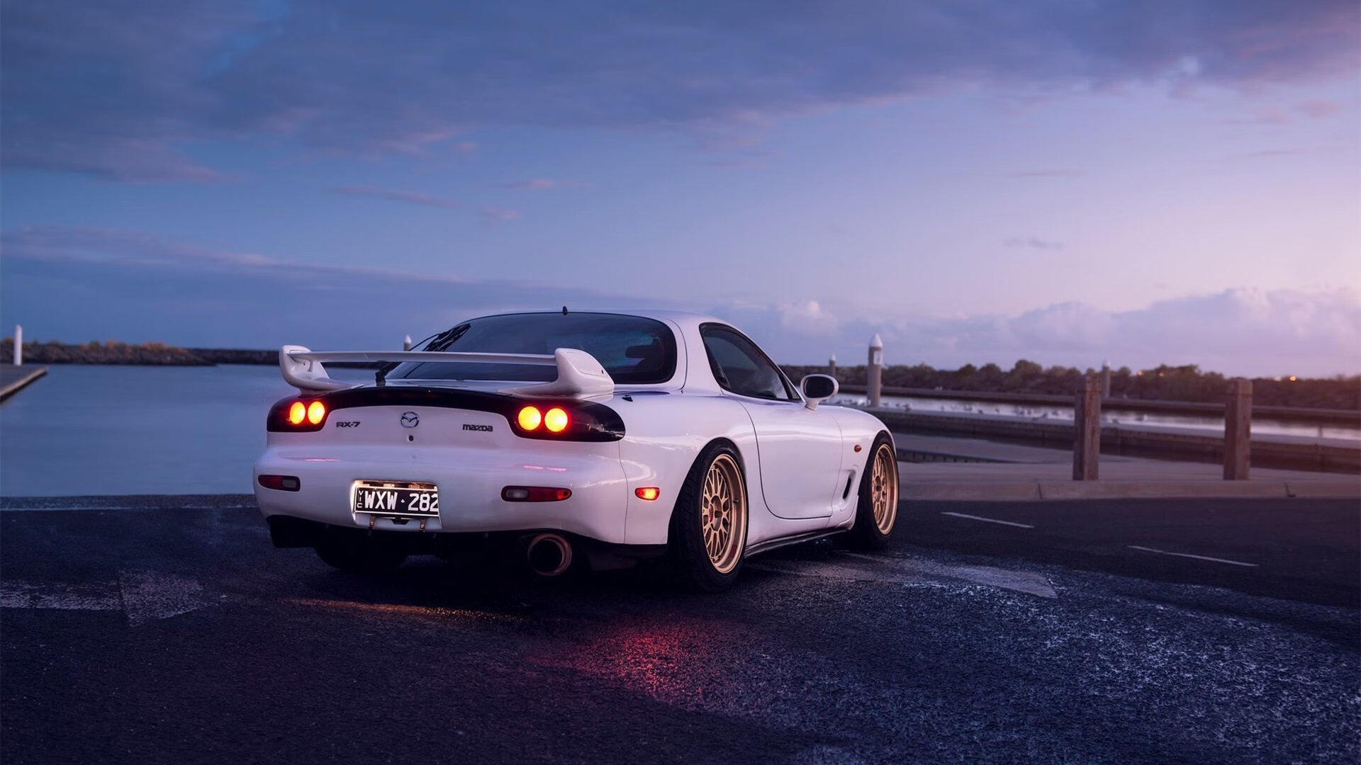 LEYU SPORTS中国官方网站-五大联赛穿插阵型策略对球员适配性挑战分析，五大联赛穿插阵型策略对球员适配性挑战分析的影响