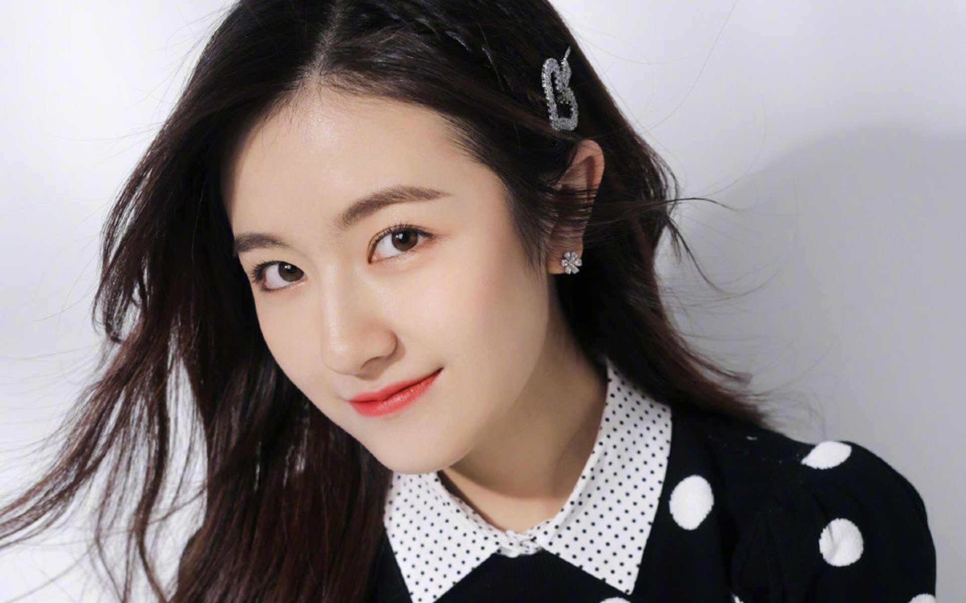 乐鱼电竞在线平台-小组赛分组抽签结果出炉，黑马路径引发讨论，小组赛分组2021