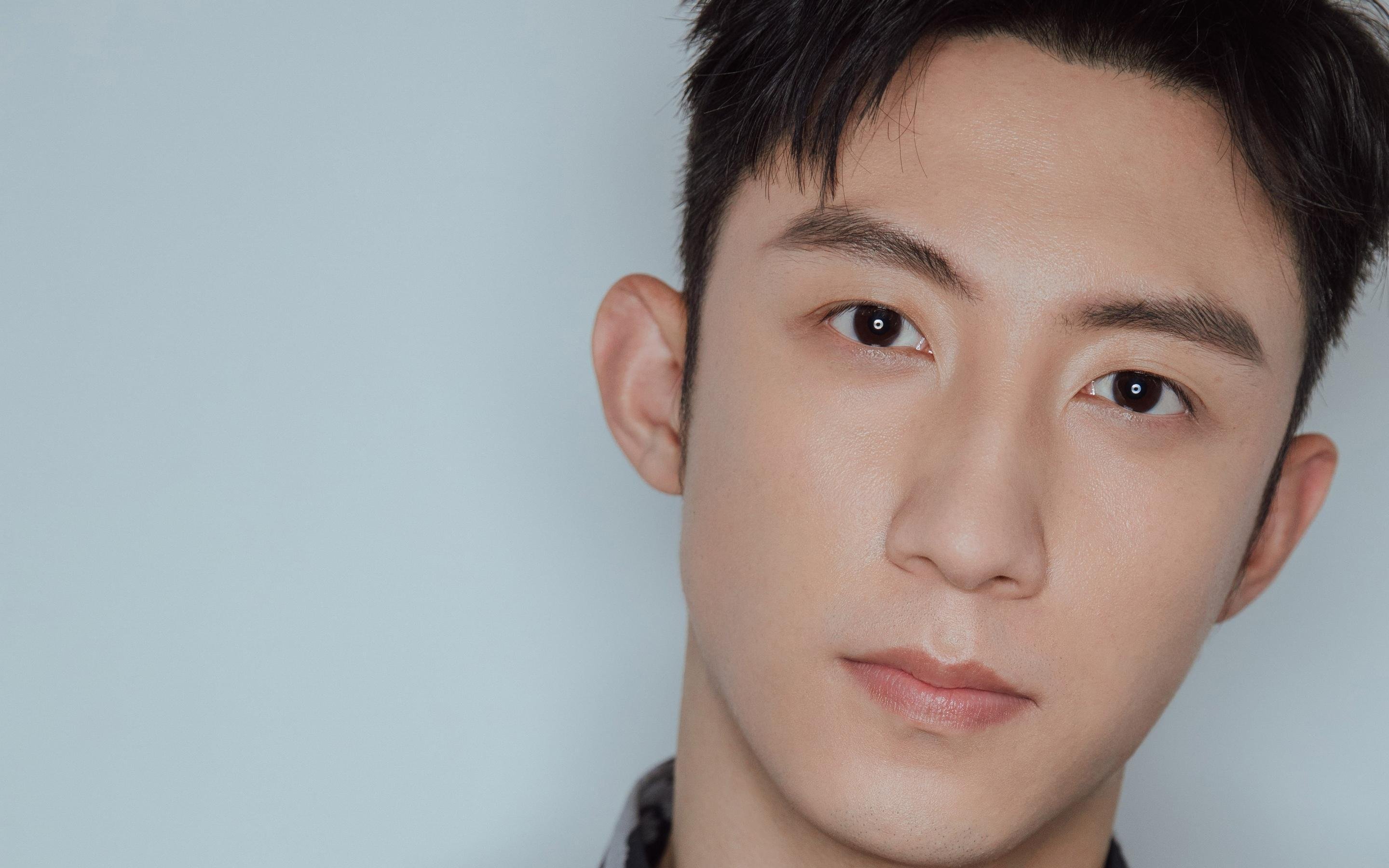 乐鱼官网-杰克·阿莱克西蝶泳比拼力压群雄