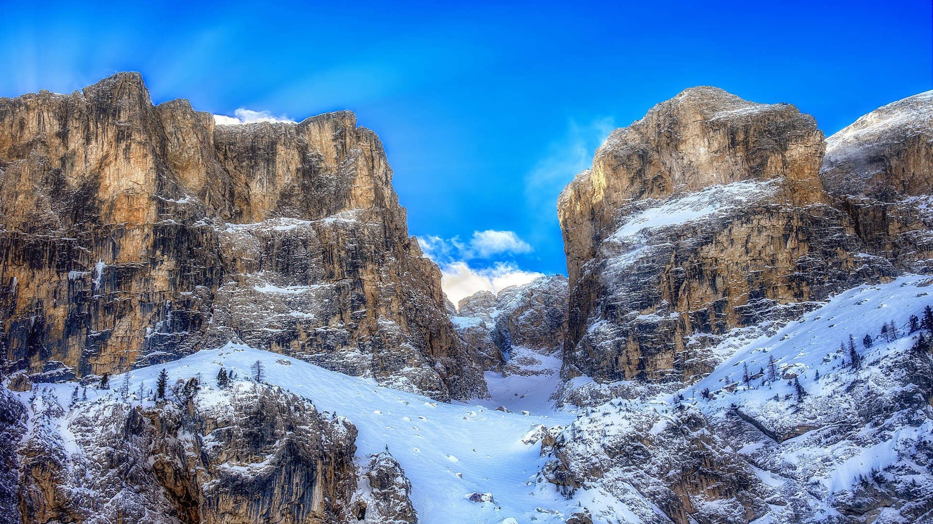 训练营引入战术模拟系统增强场上实战应变能力，训练模式转型