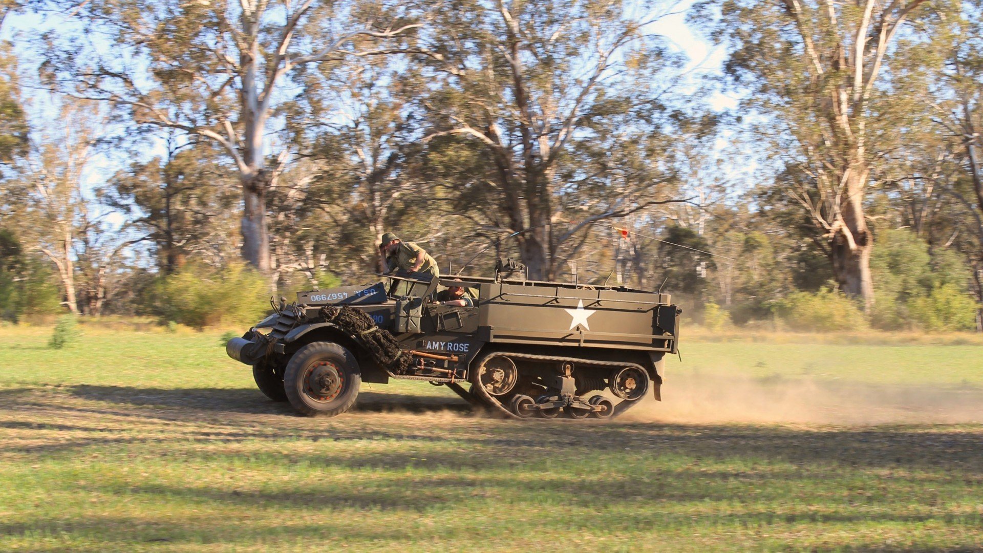 Leyu Sports (乐鱼体育)-跳水决赛摩纳哥女将沉着发挥，跳水决赛摩纳哥女将沉着发挥视频