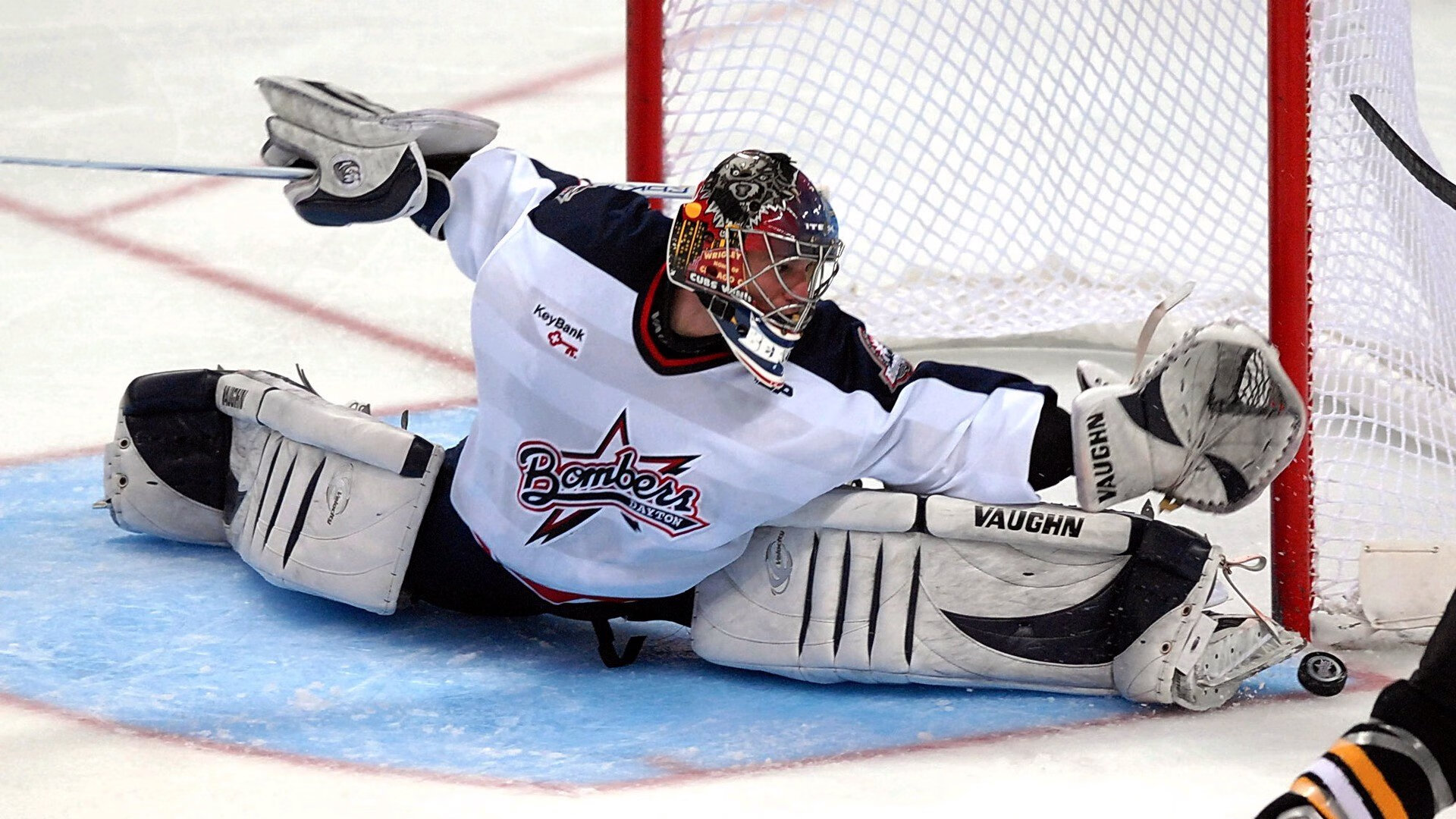 乐鱼体育网址-电竞赛事数字化转型，线上线下融合发展深化，电竞线下联赛运营模式