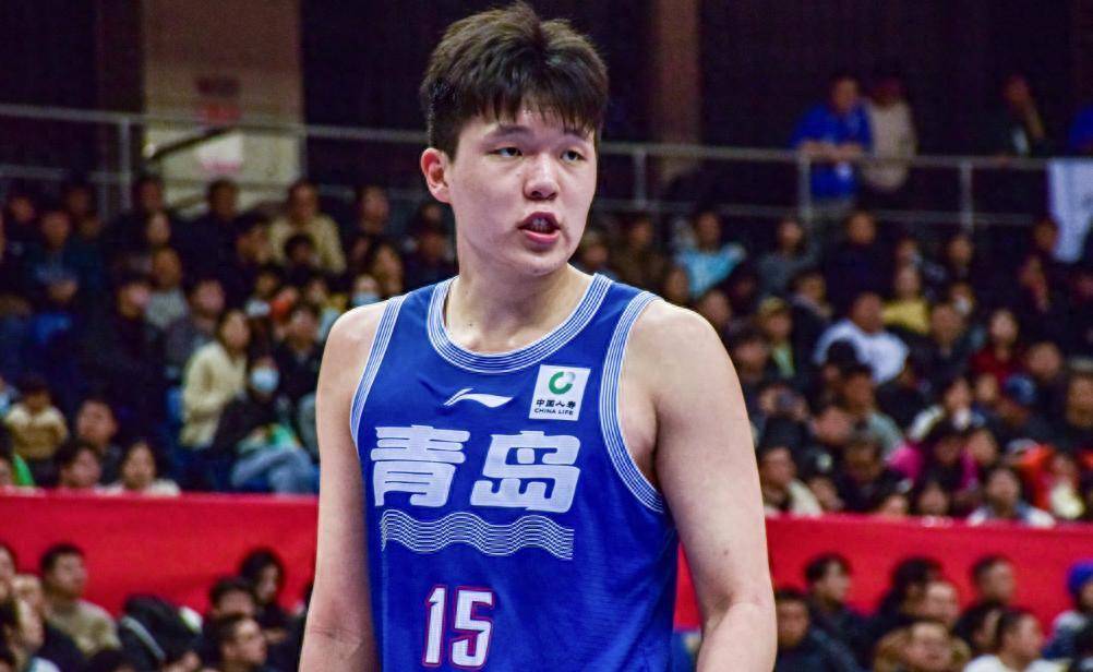 乐鱼娱乐app-包含乐鱼体育：CBA球员转会市场风云变幻，引援补强备战新赛季的词条